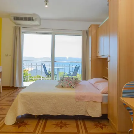 Dream View *